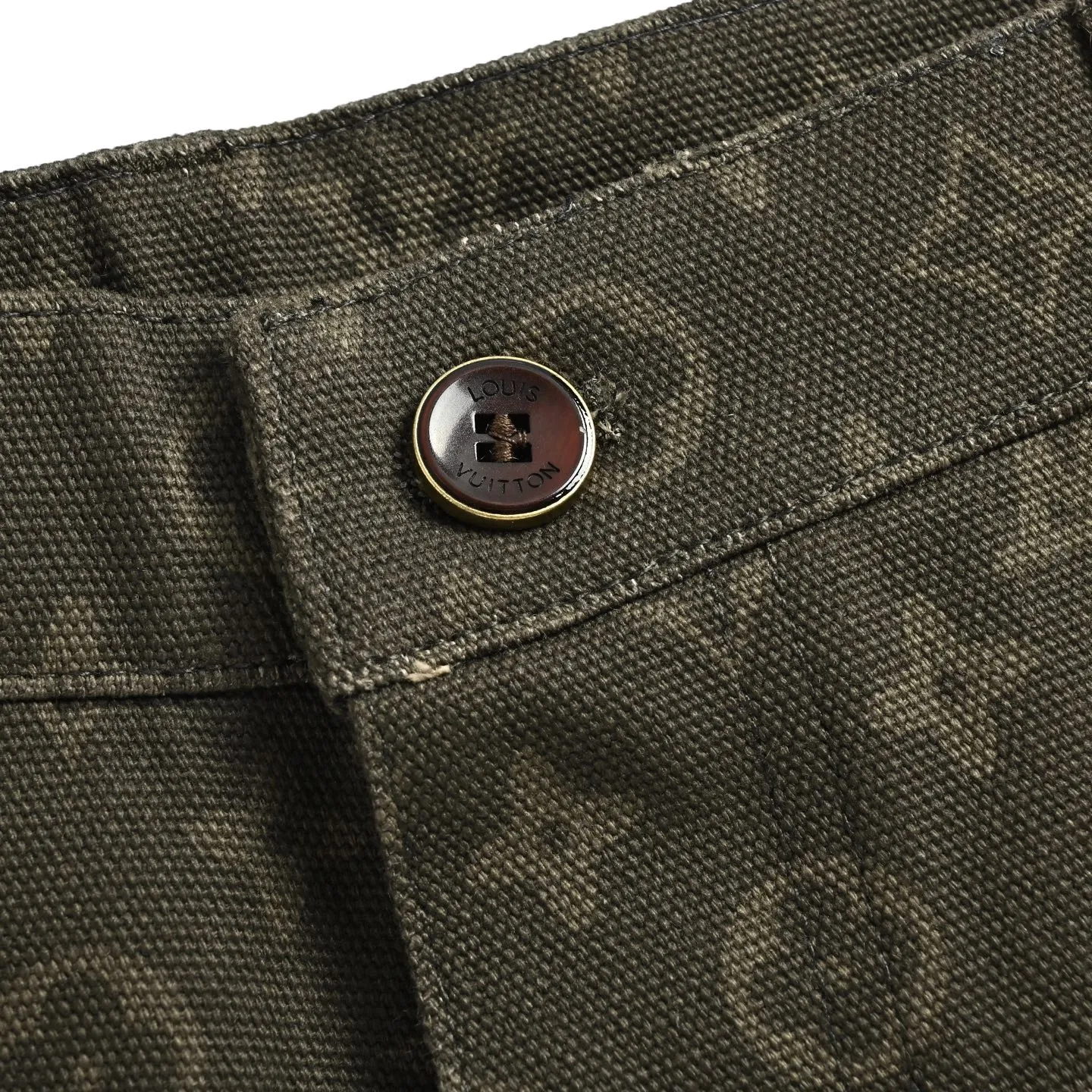 Louis Vuitton/